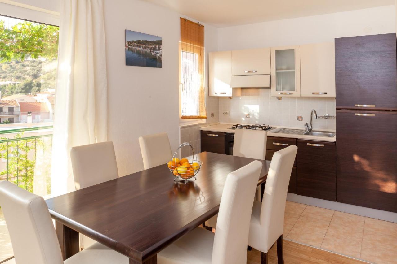 Apartments Leut 80M From The Sea พอดโกรา ห้อง รูปภาพ