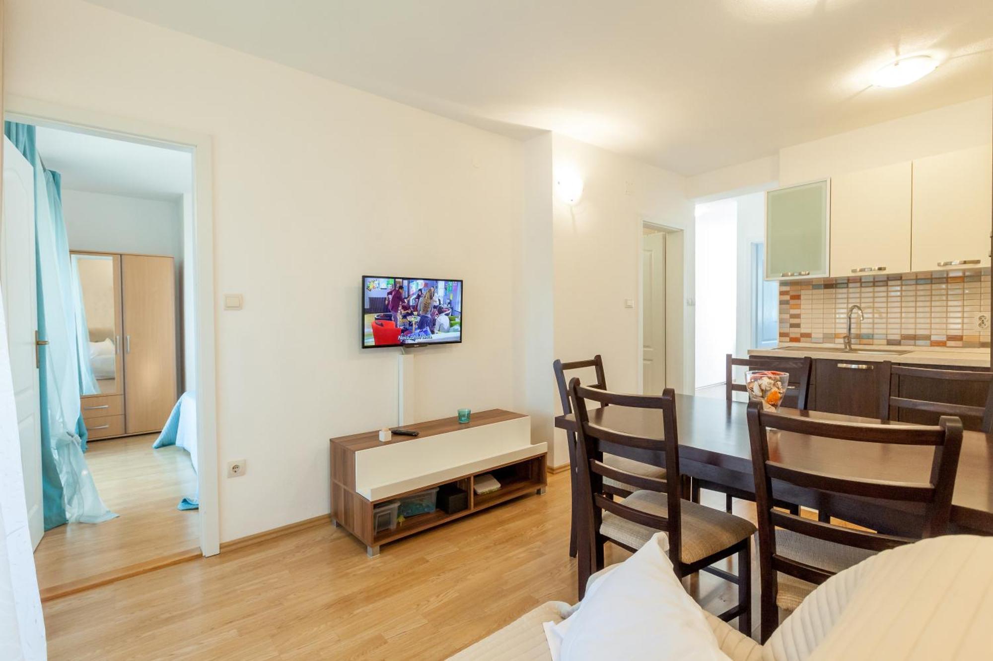 Apartments Leut 80M From The Sea พอดโกรา ห้อง รูปภาพ